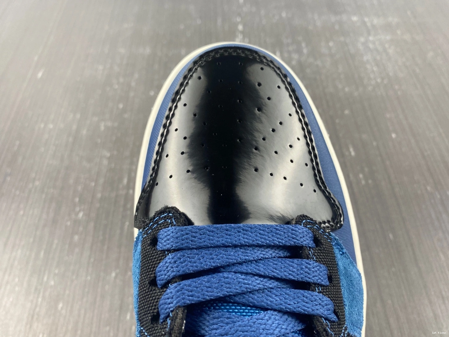 Navy Jordan Air Craft DR8867-400 Low 1 0123